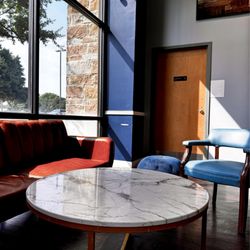 Paciugo Gelato Caffè - Hangout area