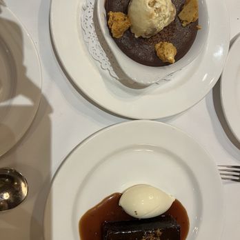 Rules - Sticky Toffee and molten chocolate cake - British Near Me - London, XGL Rules - Sticky Toffee and molten chocolate cake - British Near Me - London, XGL