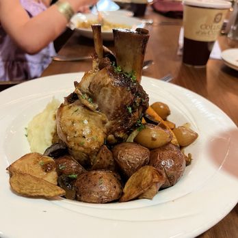 The Keeter Center - Pork Dish-Osso ? - Hotels Near Me - Point Lookout, Missouri The Keeter Center - Pork Dish-Osso ? - Hotels Near Me - Point Lookout, Missouri