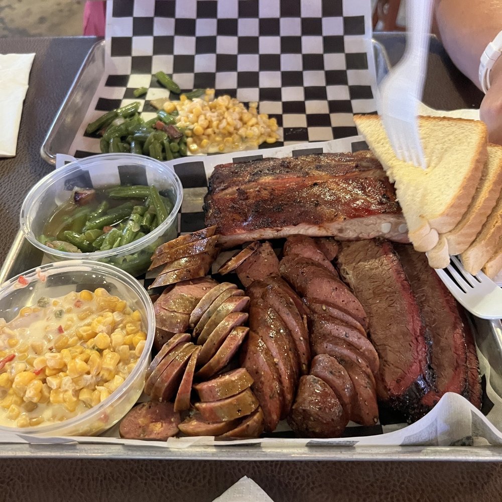Tyler's Barbeque - 4 meats: brisket, ribs, jalapeño sausage, peppercorn sausage, creamed chicken & green beans. - Barbeque Near Me - Amarillo, Texas Tyler's Barbeque - 4 meats: brisket, ribs, jalapeño sausage, peppercorn sausage, creamed chicken & green beans. - Barbeque Near Me - Amarillo, Texas