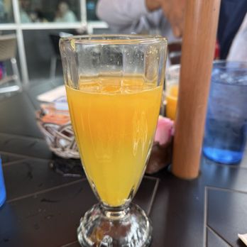 VIP's Cafe - Fresh squeezed orange juice - Breakfast & Brunch Near Me - Tarzana, California VIP's Cafe - Fresh squeezed orange juice - Breakfast & Brunch Near Me - Tarzana, California