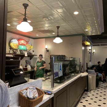 Central Perk - Themed Cafes Near Me - Burbank, California
