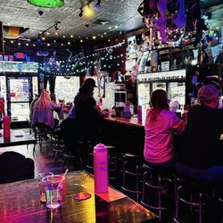 Jack Brown's Beer & Burger Joint - Murfreesboro - Cool place with a comfortable vibe