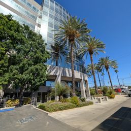 Exterior outside entrance of Peck Law Group - Sherman Oaks, California Exterior outside entrance of Peck Law Group - Sherman Oaks, California