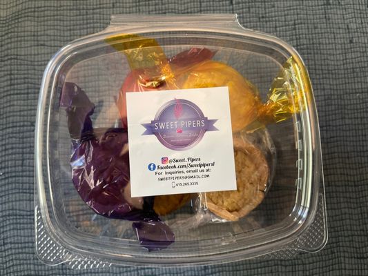 Sweet Pipers by null