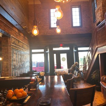 Bistro 221 - Bar open area - American Near Me - Saint George, South Carolina