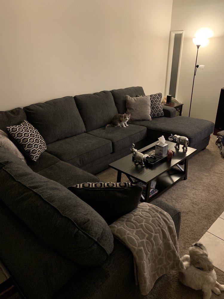 Jr Furniture 95 Photos 42 Reviews Furniture Stores 14255 Sw Pacific Hwy Tigard Or United States Phone Number Yelp