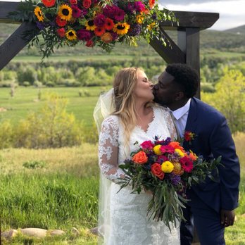 Hillside Floral & Flower Delivery - Florists Near Me - Salt Lake City, Utah Hillside Floral & Flower Delivery - Florists Near Me - Salt Lake City, Utah