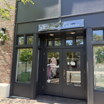 Maison Et Cadeaux - Children's Clothing Near Me - Ketchum, Idaho Maison Et Cadeaux - Children's Clothing Near Me - Ketchum, Idaho