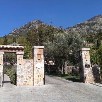 La Residencia - Front entrance to the property - Hotels Near Me - Deià, PM