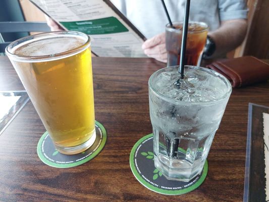 Joe & Stan's Pub & Grill by null