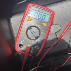 Bobcat's Motorsports - A multimeter showing no power