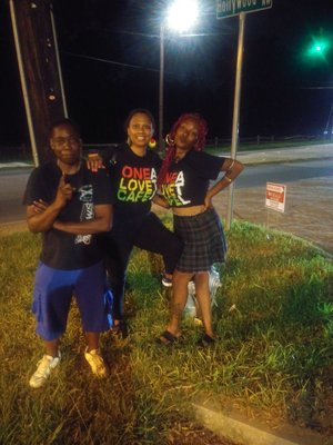One Luv Cafe ATL We are CASHLESS!! We accept card, Apple Pay & good pay @ our self serve kiosks! by null