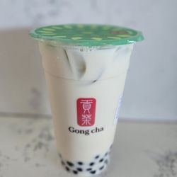 Gong Cha - Iced green milk tea boba