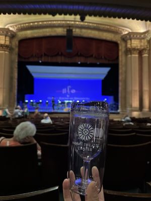 Hawaii Theatre by null