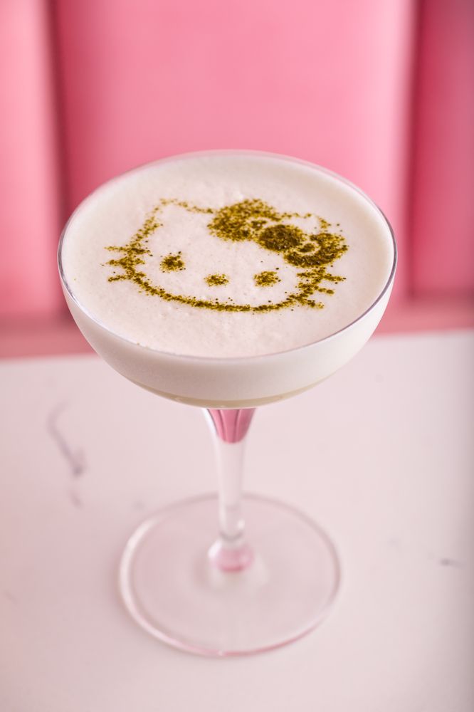 Hello Kitty Cafe