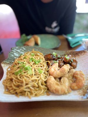 Sunny Express GFF Vegan-Mexican-Chinese by null