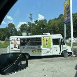 El Pelon - Parked at the Z Mart
