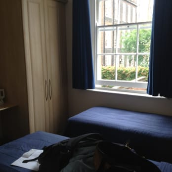 Alhambra Hotel - Twin room with ensuite - Hotels Near Me - London, XGL Alhambra Hotel - Twin room with ensuite - Hotels Near Me - London, XGL