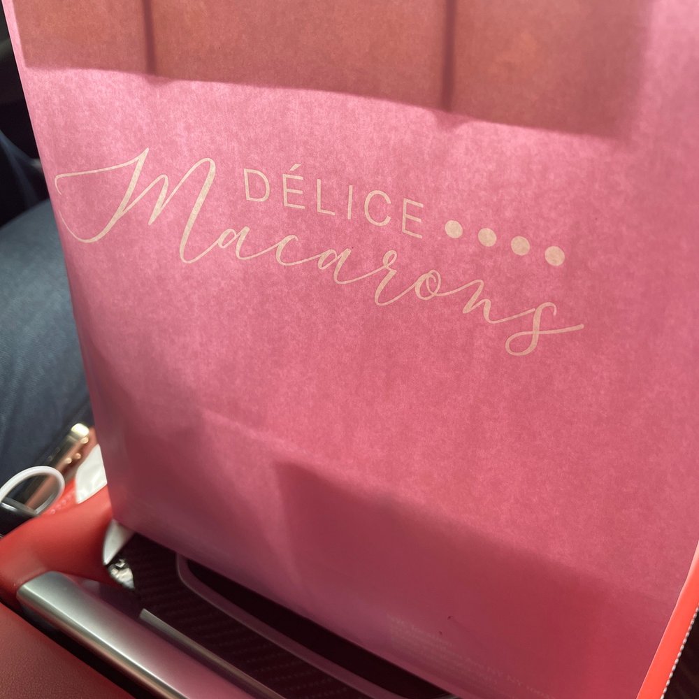 Delice Macarons - Stationary is beautiful, service is great, desert yummy. - Macarons Near Me - New York, New York