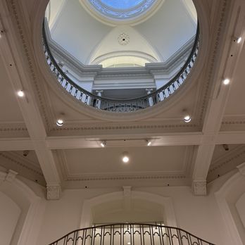 Vancouver Art Gallery - Foyer - Art Museums Near Me - Vancouver, British Columbia Vancouver Art Gallery - Foyer - Art Museums Near Me - Vancouver, British Columbia
