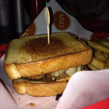 Mia's Table - Patty melt - American Near Me - Houston, Texas