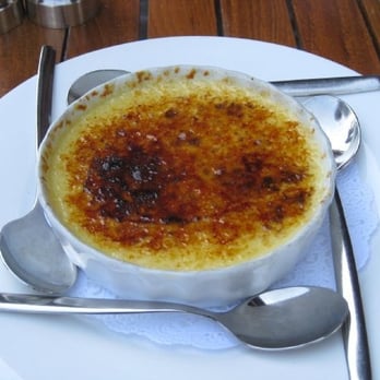 Le Garage - Lavender and white chocolate Crème brulée - French Near Me - Sausalito, California