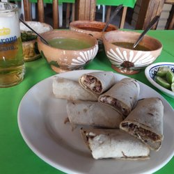 El Canillas - Tacos Canilla