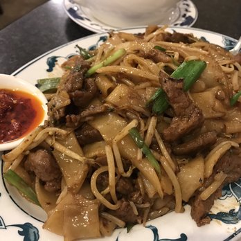 Golden Palace - Chow Fun w/ Beef - Bars Near Me - Uncasville, Connecticut Golden Palace - Chow Fun w/ Beef - Bars Near Me - Uncasville, Connecticut