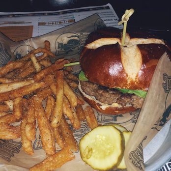 HopCat - Vegan impossible burger - Burgers Near Me - Lincoln, Nebraska HopCat - Vegan impossible burger - Burgers Near Me - Lincoln, Nebraska