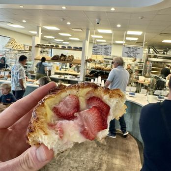 Tommy and Atticus - Fruit tart - Bakeries Near Me - Redondo Beach, California