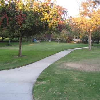 Castille Park - Parks Near Me - Mission Viejo, California