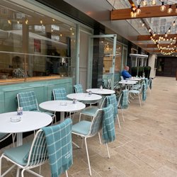 The Fine Cheese Co. Belgravia - Outdoor dining