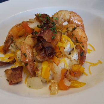 Kilmarnock Inn - Shrimp and Grits - Bed & Breakfast Near Me - Kilmarnock, Virginia