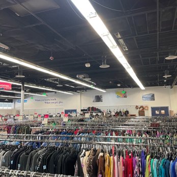 Goodwill - Community Service/Non-Profit Near Me - Herndon, Virginia