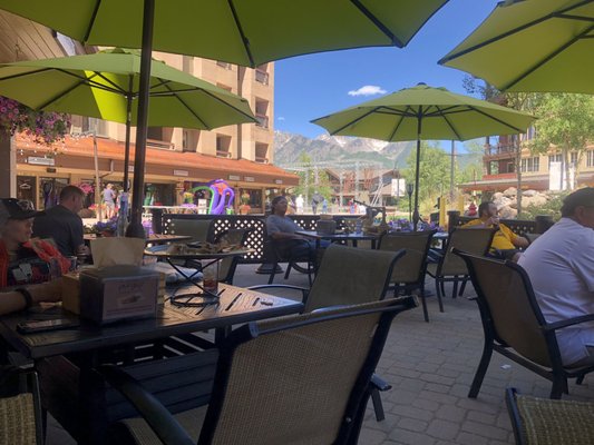 Paradise Pizzeria & Ice Creamery by null