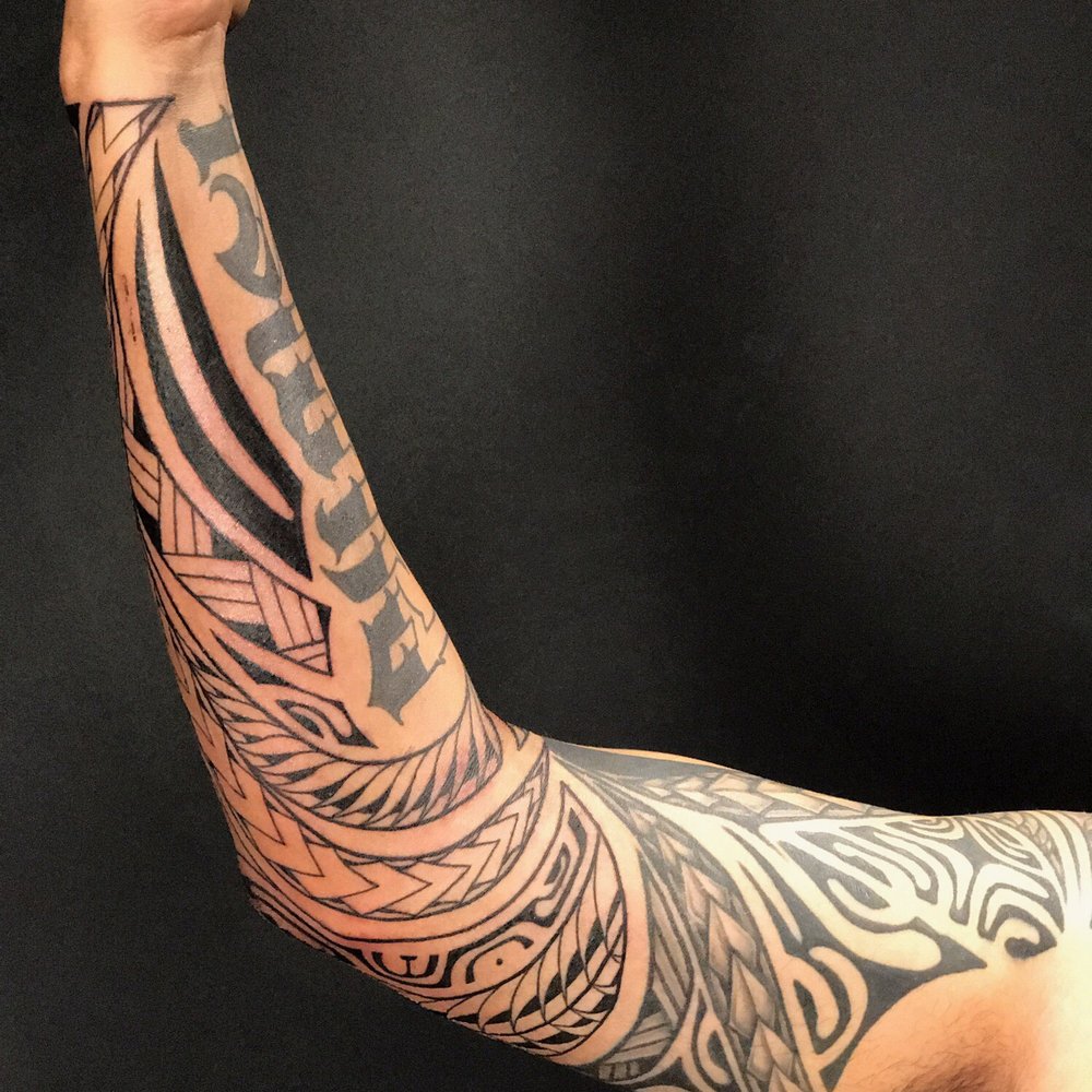 Islandtat Evolve - Bottom sleeve outline and black fill session. Shading will have to wait until next time. - Tattoo Near Me - Lemon Grove, California Islandtat Evolve - Bottom sleeve outline and black fill session. Shading will have to wait until next time. - Tattoo Near Me - Lemon Grove, California