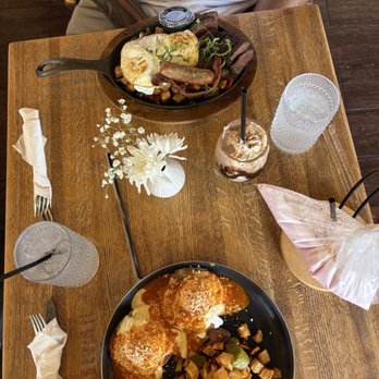 Pradera Brunch - Breakfast & Brunch Near Me - Baldwin Park, California