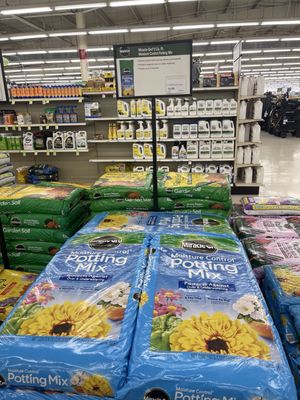 BLAIN'S FARM & FLEET - Bourbonnais, IL