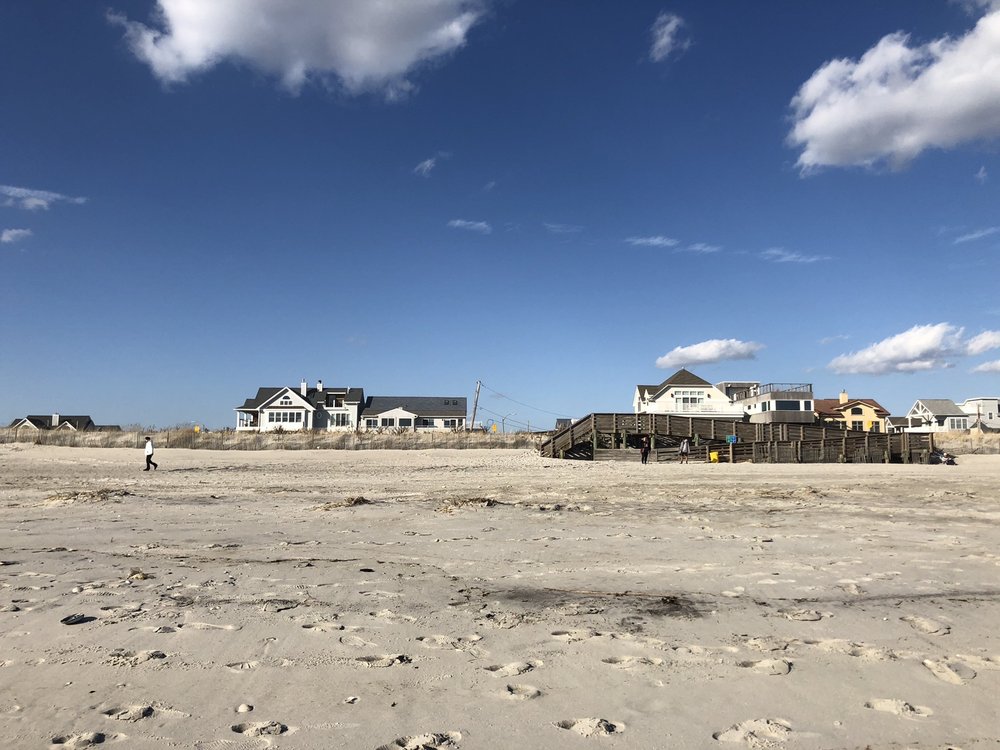 ATLANTIC BEACH CLUB Updated September 2024 12 Photos 1393 Beech