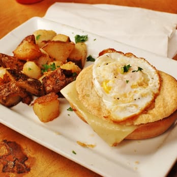 Kangaroo & Kiwi - Meat pie with potato...that's lots of carb - Pubs Near Me - Seattle, Washington Kangaroo & Kiwi - Meat pie with potato...that's lots of carb - Pubs Near Me - Seattle, Washington