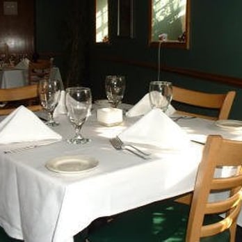 Johnny Apples Restaurant & Bar - table setting - American Near Me - Holland, Pennsylvania