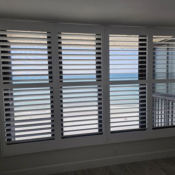1. Sunair Shades