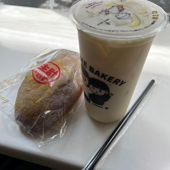 Sheng Kee Bakery - Bakeries Near Me - Berkeley, California