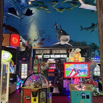 Uncle Buck's Fishbowl & Grill - American Near Me - Round Rock, Texas Uncle Buck's Fishbowl & Grill - American Near Me - Round Rock, Texas