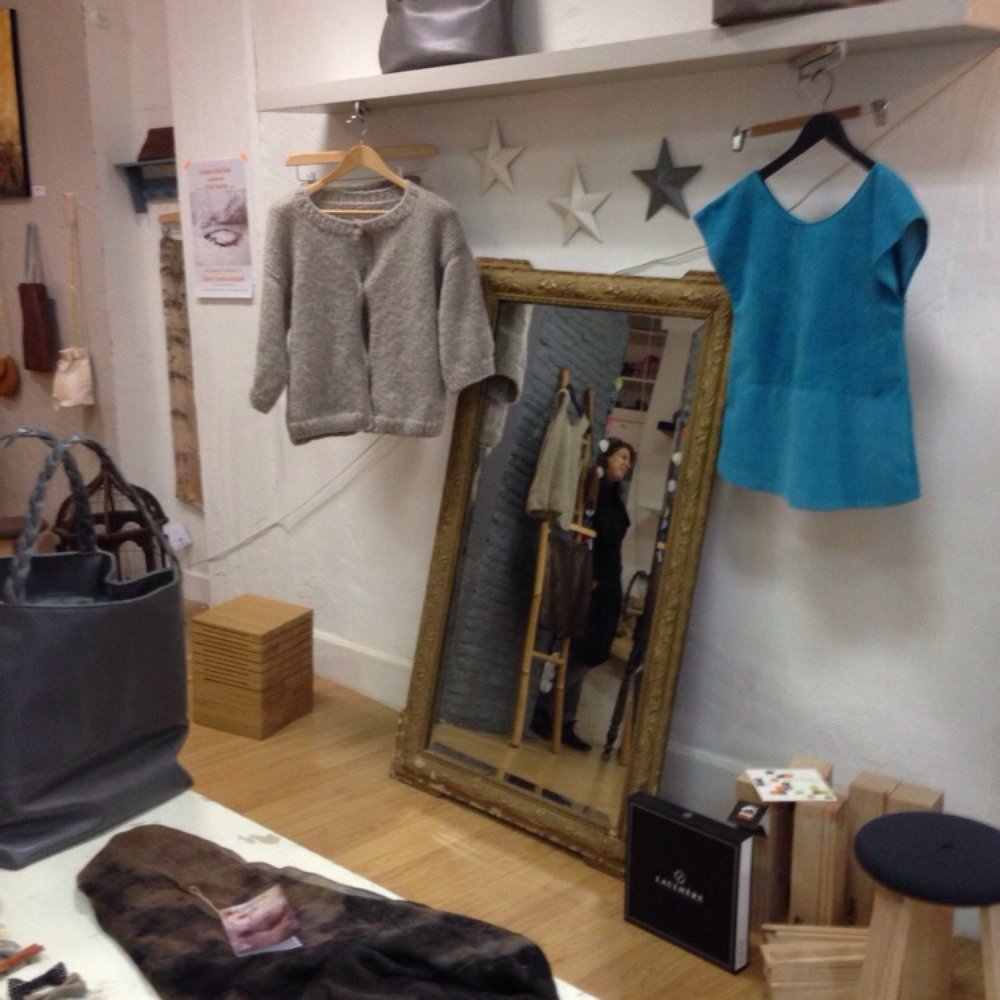 Avril Me Love - Women's Clothing Near Me - Toulouse, 31