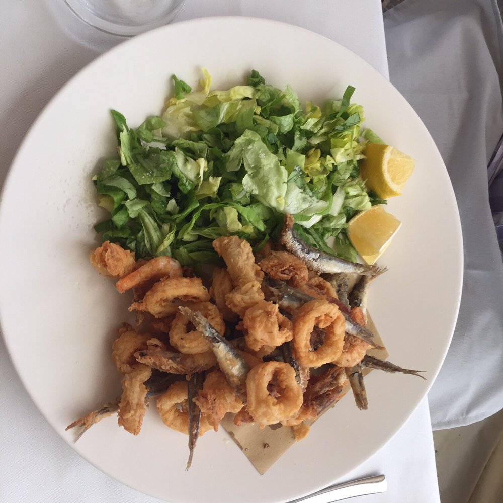 Il Machiavelli - Fried seafood and salad - Lounges Near Me - Pompei, NA