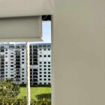 Miami Superior Blinds - The gap in the right here is INSANE! I needed these to black out - Shades & Blinds Near Me Miami Superior Blinds - The gap in the right here is INSANE! I needed these to black out - Shades & Blinds Near Me