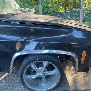 Payless Towing - Truck damaged - Towing Near Me - Federal Way, Washington Payless Towing - Truck damaged - Towing Near Me - Federal Way, Washington