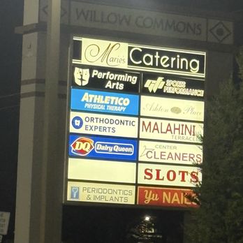 CHI-SHACK - Willow Commons Mall - Burgers Near Me - Willowbrook, Illinois CHI-SHACK - Willow Commons Mall - Burgers Near Me - Willowbrook, Illinois